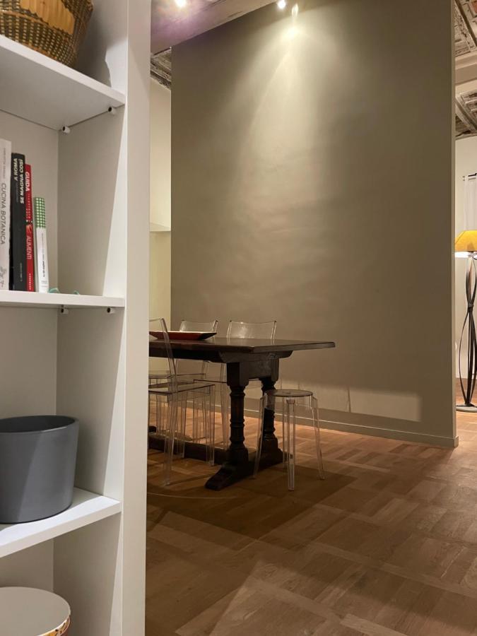 Rome Center, Luxury & History In Via Monserrato Bagian luar foto