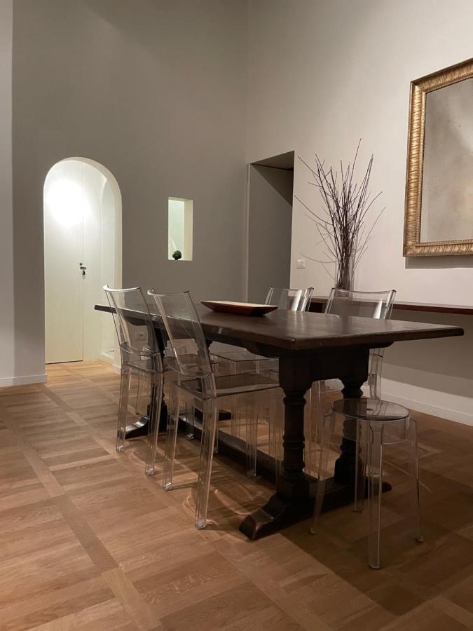 Rome Center, Luxury & History In Via Monserrato Bagian luar foto