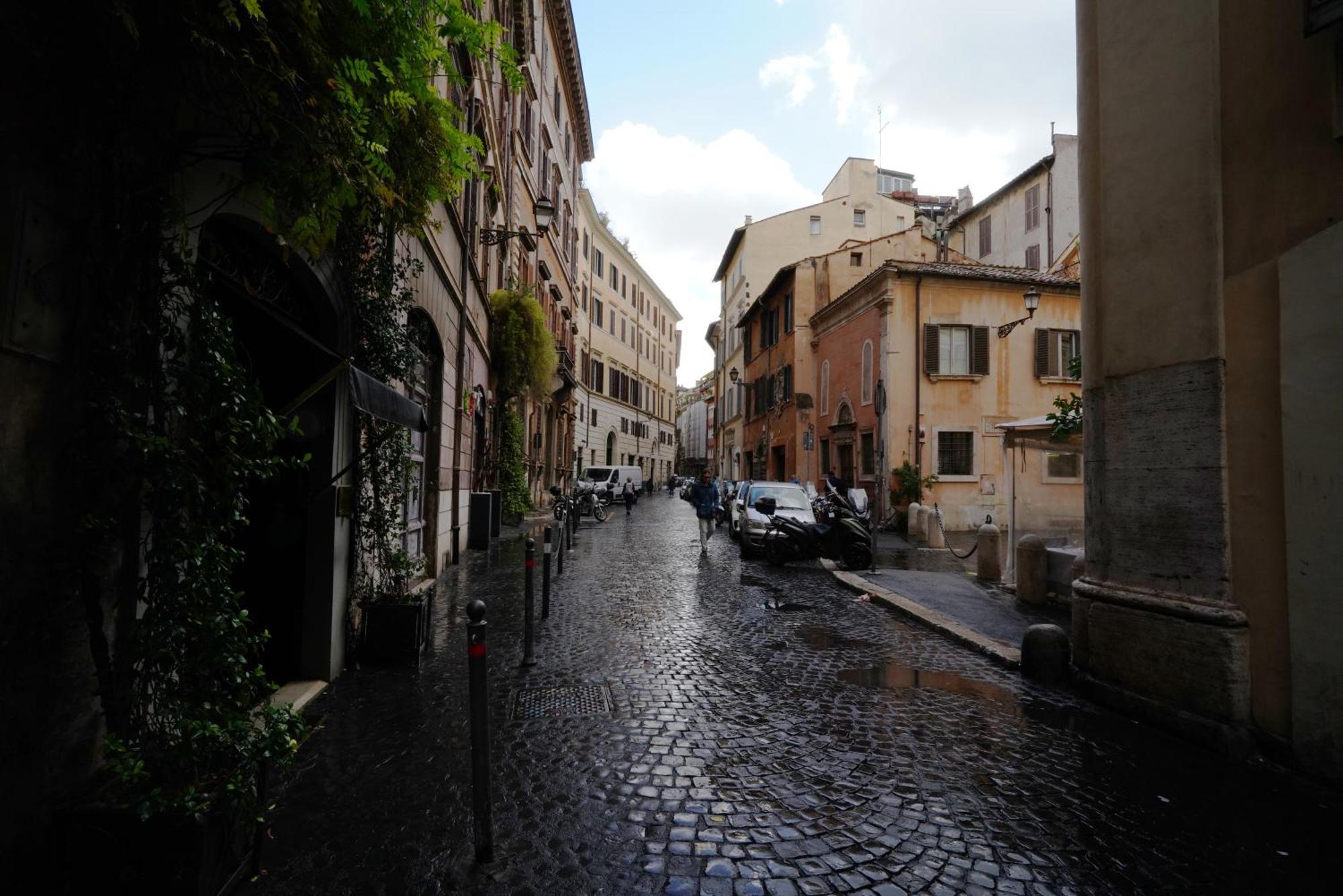 Rome Center, Luxury & History In Via Monserrato Bagian luar foto