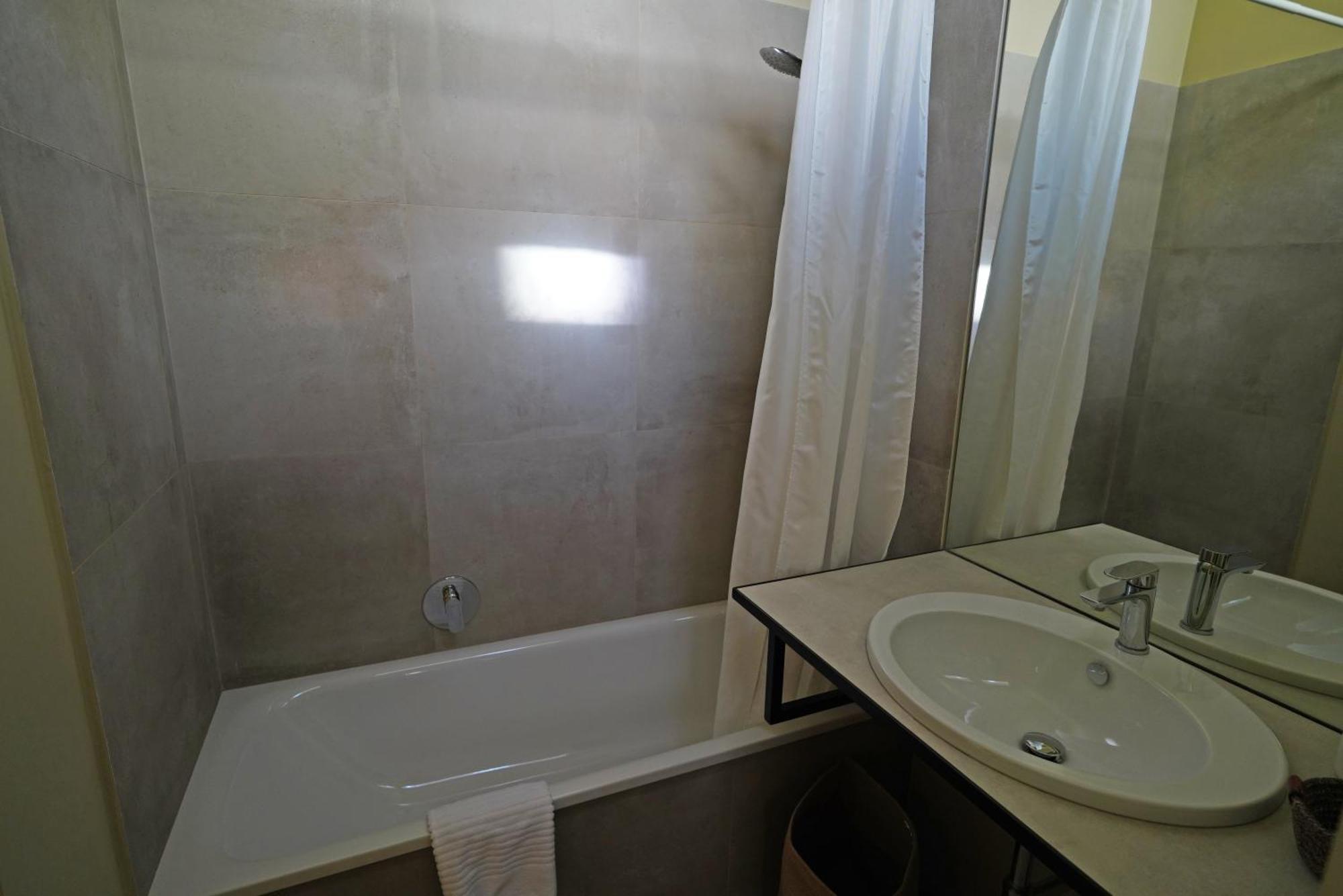 Rome Center, Luxury & History In Via Monserrato Bagian luar foto