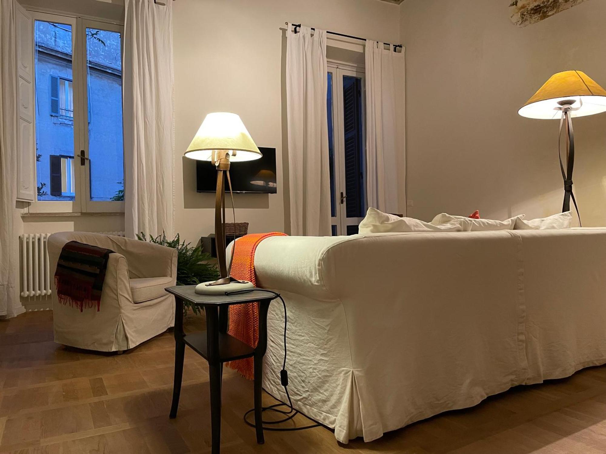 Rome Center, Luxury & History In Via Monserrato Bagian luar foto